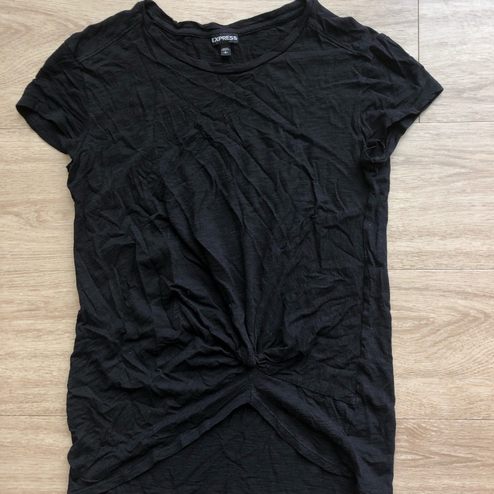 Express black twist front tee